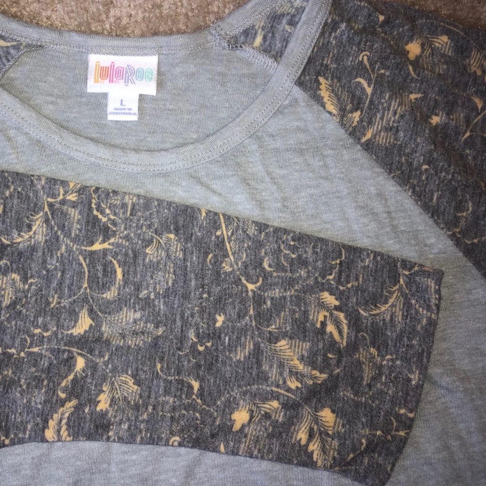LuLaRoe Randy tee - Picture 2 of 2